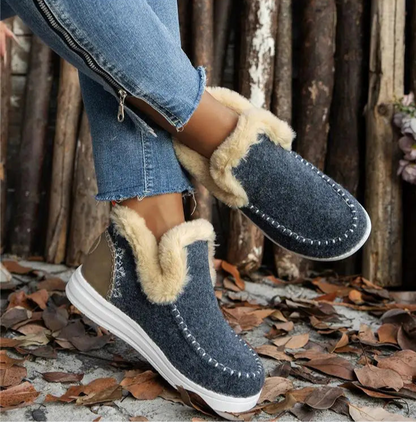 Averra Cozy Booties