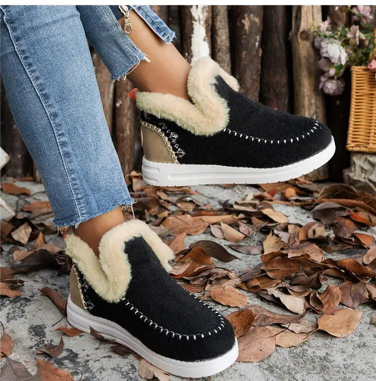 Averra Cozy Booties