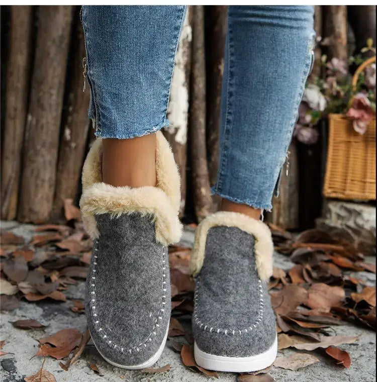 Averra Cozy Booties